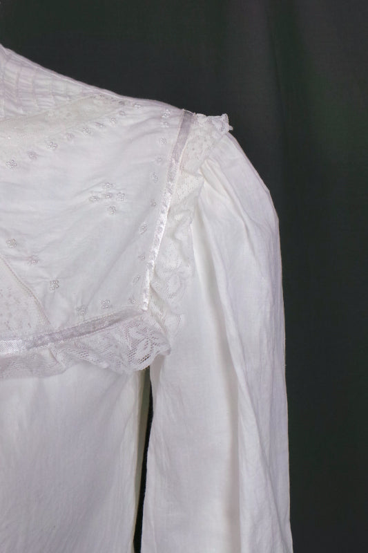 1970s Fine Cotton Lace Victoriana Blouse | M