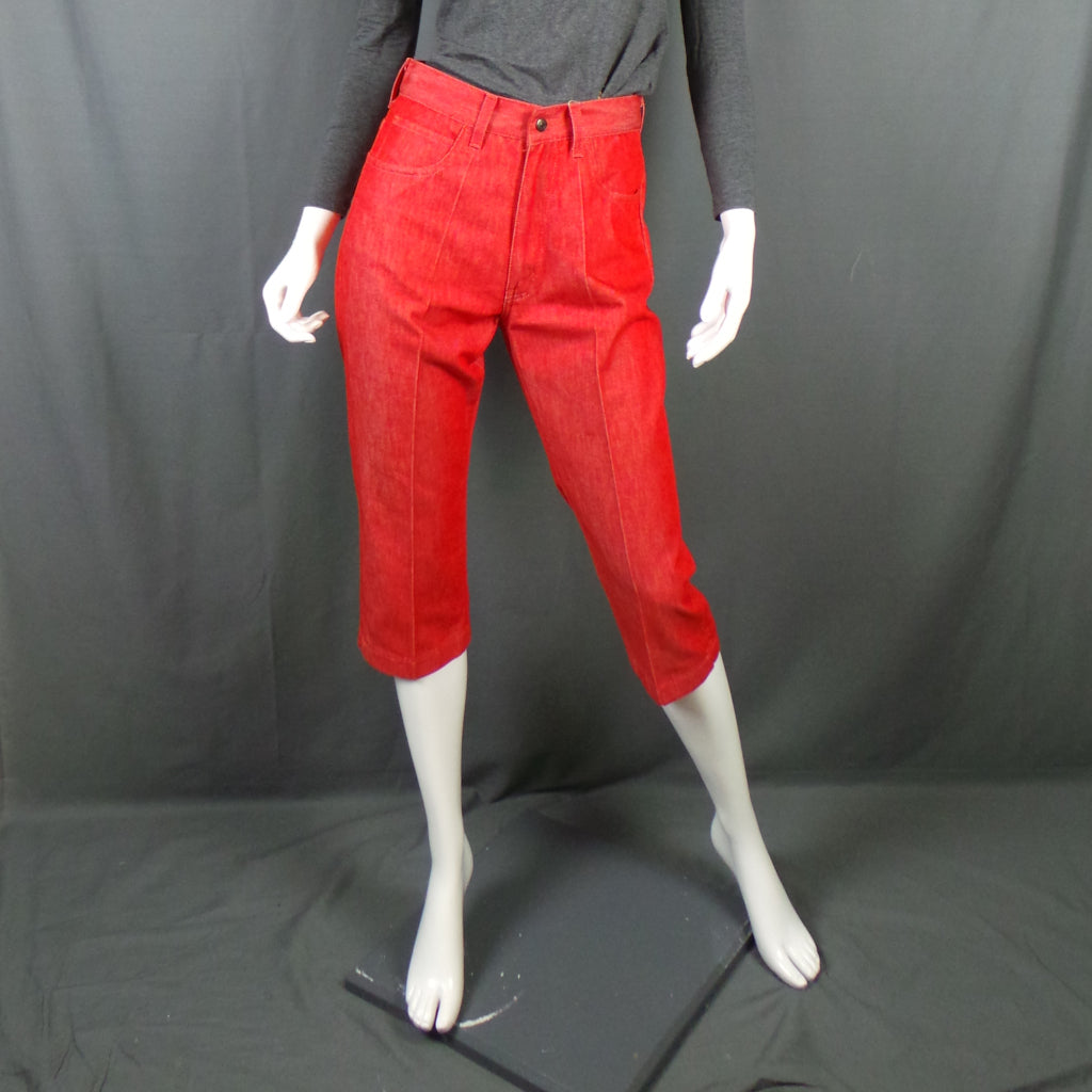 1960s Vintage Red Levis Sta-Prest Crop Jeans